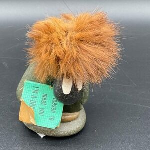 Vintage Irish Droop Troll Figurine With Tag And Fuzzy Hair Pebble Souvenir Doll‎
